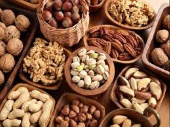 5 Best Nuts to Increase Blood Platelet Count