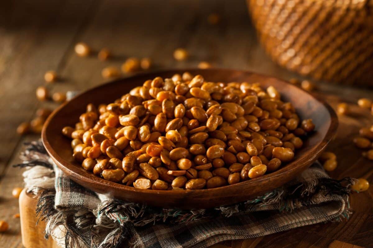 6 Health Benefits of Soy Nuts